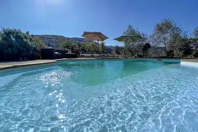 Image de Jardin des Abeilles - Famille, Rivière, Zen - by Tgb