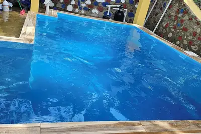 Image de River and swimming pool cabin
