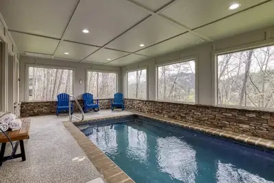 Image de Indoor Pool Retreat | Theater + Arcade | Playset