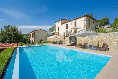 Image de Villa Francia in Tuscany by Fantasia Villas