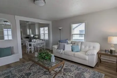 Image de Quaint Murray Home in central valley, near mountains  & Imc Hospital