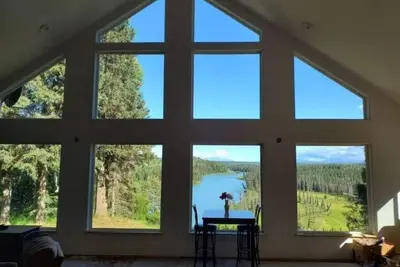 Image de Alaska Homestead Retreat on Kasilof River 3br/2ba