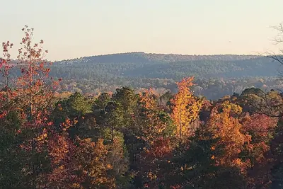 Image de Camp less than a mile from Kirby Landing, Cowhide Cove Mountain Views