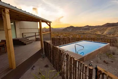 Image de Pool House #2 • 2 Bdr + 2 Baths + Private Pool