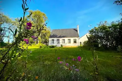 Image de Travelling Sun - The Country Farm Experience