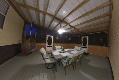 River Dream Lake Murray Getaway