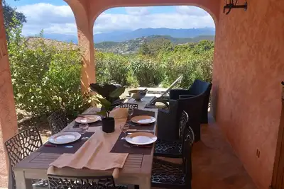 Image de villa indépendante entièrement rénovée à 5 mn des plages.