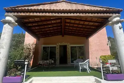 Image de Jolie maison au pays des cigales