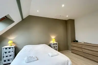 Image de La Hutte, duplex pour 4 personnes  avec accès direct à la plage.