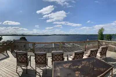 Image de Lakefront Cottage | Huge Deck, Fire, Kayaks & Dock