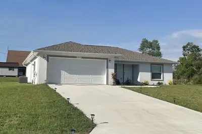 Image de Near Rainbow Springs, Silver Springs, and World Equestrian Center. Pet Friendly