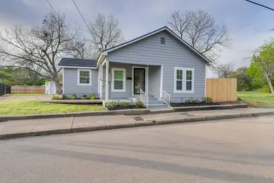 Image de Lovely Home w/ Yard Near Dtwn Waco!