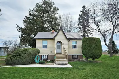 Image de Country Cottage just minutes from downtown Weiser. Pet friendly!