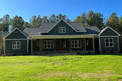 Image de Beautiful 5 bedroom home 11 miles from U. S. Open.