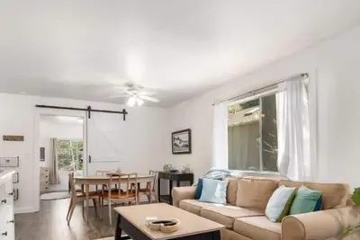 Image de 'Treehouse' in the Redwoods - sleeps 4!