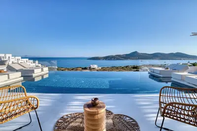 Image de Antiparos Cycladic Luxury Villa \"Lev\" - 300m from beach - Concierge + staff of 2