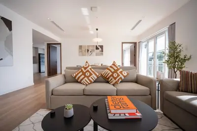 Image de Rare 3br Spacious Penthouse in City Center