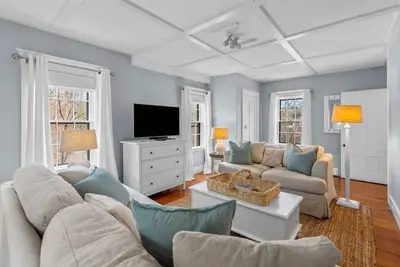 Image de Cozy Large Home in Harwich with Patio near Wequassett Resort