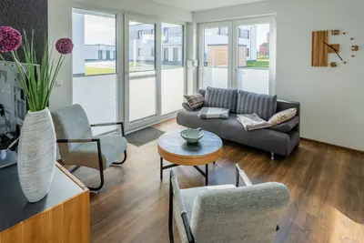 Image de Bright 3-room apartment, 78 square meters, directly on Lake Schwerin.
