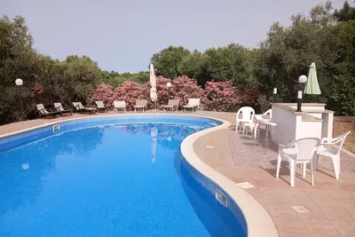 Image de Spacious Villa with large private pool in olive groves