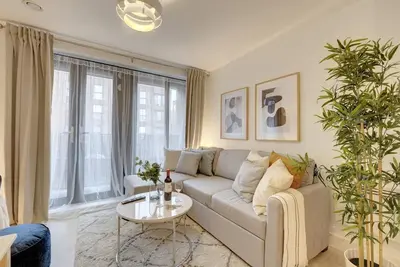 Lovely Flat in Kiln Close  by Golden Valley
