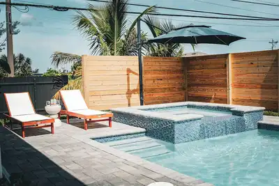 Image de Casa del Lago: Relaxing Waterfront Pool House