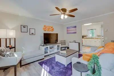 Image de Welcome to the Tiger Den! Premier Vrbo Steps Away from Clemson University Campus