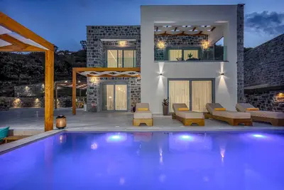 Sunny Drops Villa White by Estia