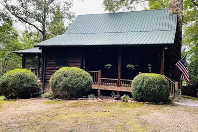 Image de Dog Friendly Secluded Cabin Hideaway in Franklin