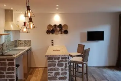Image de Loft neuf en rez de villa indépendant: Maredda 2