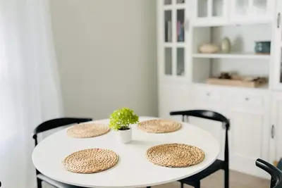 Image de Newly remodeled home in great walkable area\n\n