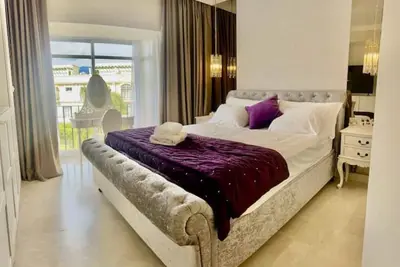 Stunning & ultra central 3 bed, walk everywhere!