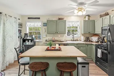 Image de Ridge Retreat by AvantStay | Game Room, Covered Porch, & Fire Pit!