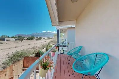 Image de No Abb Service Fee - Sw Charm 4Br3B in Ne Heights!