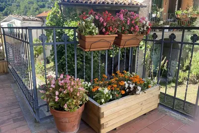 Image de Lovely Tuscan Mountain Retreat -- Enjoy Italian Village Life!