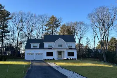 Image de Brand new 4 bedroom high end home in Walpole