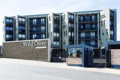 Image de Wild olive conveniency right next to the mall amd private hospital.