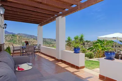 Image de Breathtaking Frigiliana: Awaits You in This 1 bedroom Villa with Pool & Views