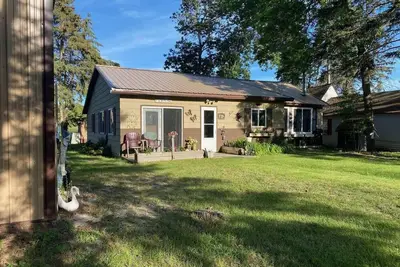 Image de All Season Fully Furnished Home