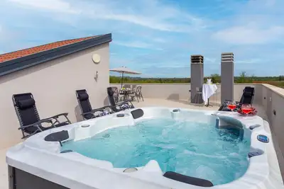 Image de Maison acceptant les animaux à Pula.