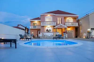 Image de Maison de vacances avec la piscine Zaton, Zadar (K-21576)