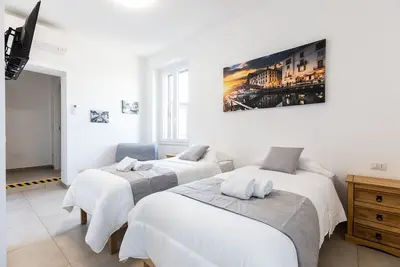 Image de New White Flat - Near Rho Fiera and Train Station