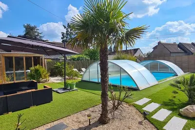 Image de Gîte pour15 Personnes avec piscine et jacuzzi au coeur des châteaux de la Loire