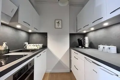 Image de Grand T2 cozy avec balcon proche de Royatonic