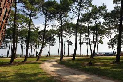 Image de Au Bord du Lac - Villa Piscine - 8 Pers - 4 ch