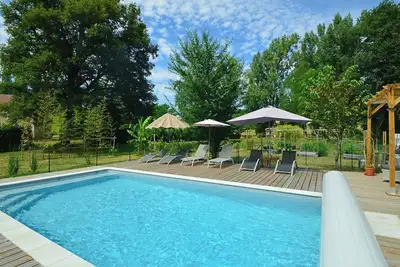 Image de Historic Holiday Villa with pool, walking distance to the restaurants and shops of Excideuil