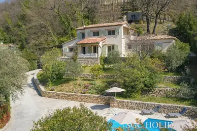 Image de Belle Villa Climatisée Avec Piscine