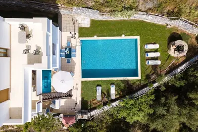 Villa Eleutheria, a cozy and private retreat with an outdoor Pool and Jacuzzi.
