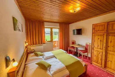 Economy Doppelzimmer mit Balkon - Frühstückspension Seeblick