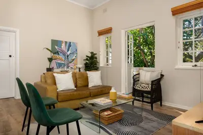 Image de Victoria Court Two Bedroom Oasis in Trendy Long St